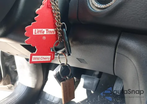 2015 Chrysler 200 Limited z USA, uszkodzony, nr VIN 1C3CCCAB4FN694925